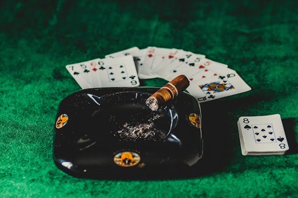 Quy tắc chơi của Texas Hold'em Bonus Poker